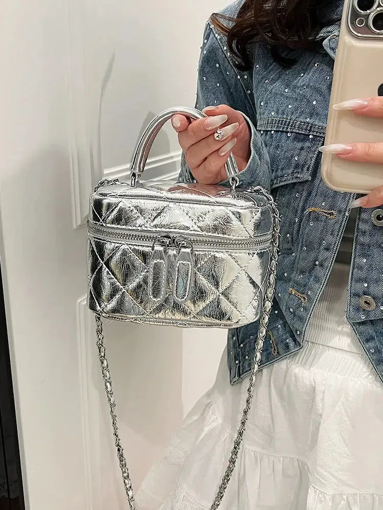 Chain Strap Quilted Bucket Shaped Bag