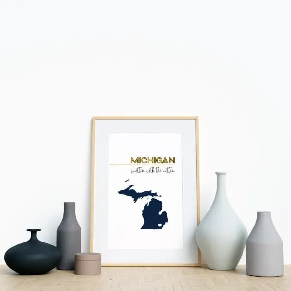 Customizable Michigan state art