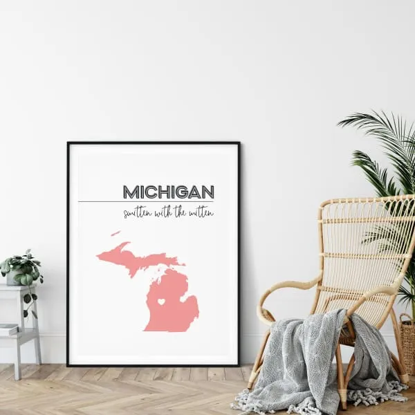 Customizable Michigan state art