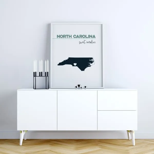 Customizable North Carolina state art