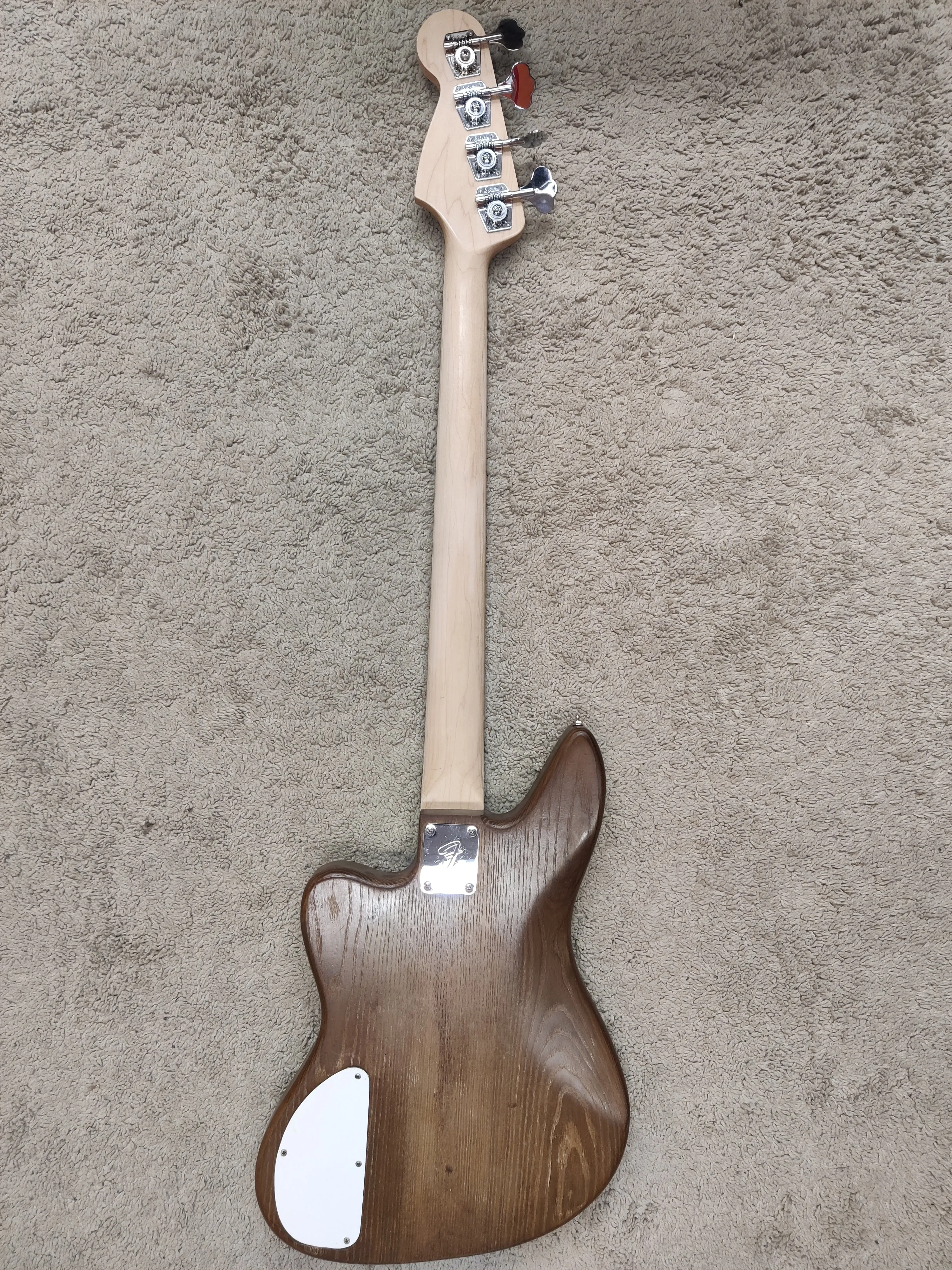 Harri Keinonen Jaguar-basso