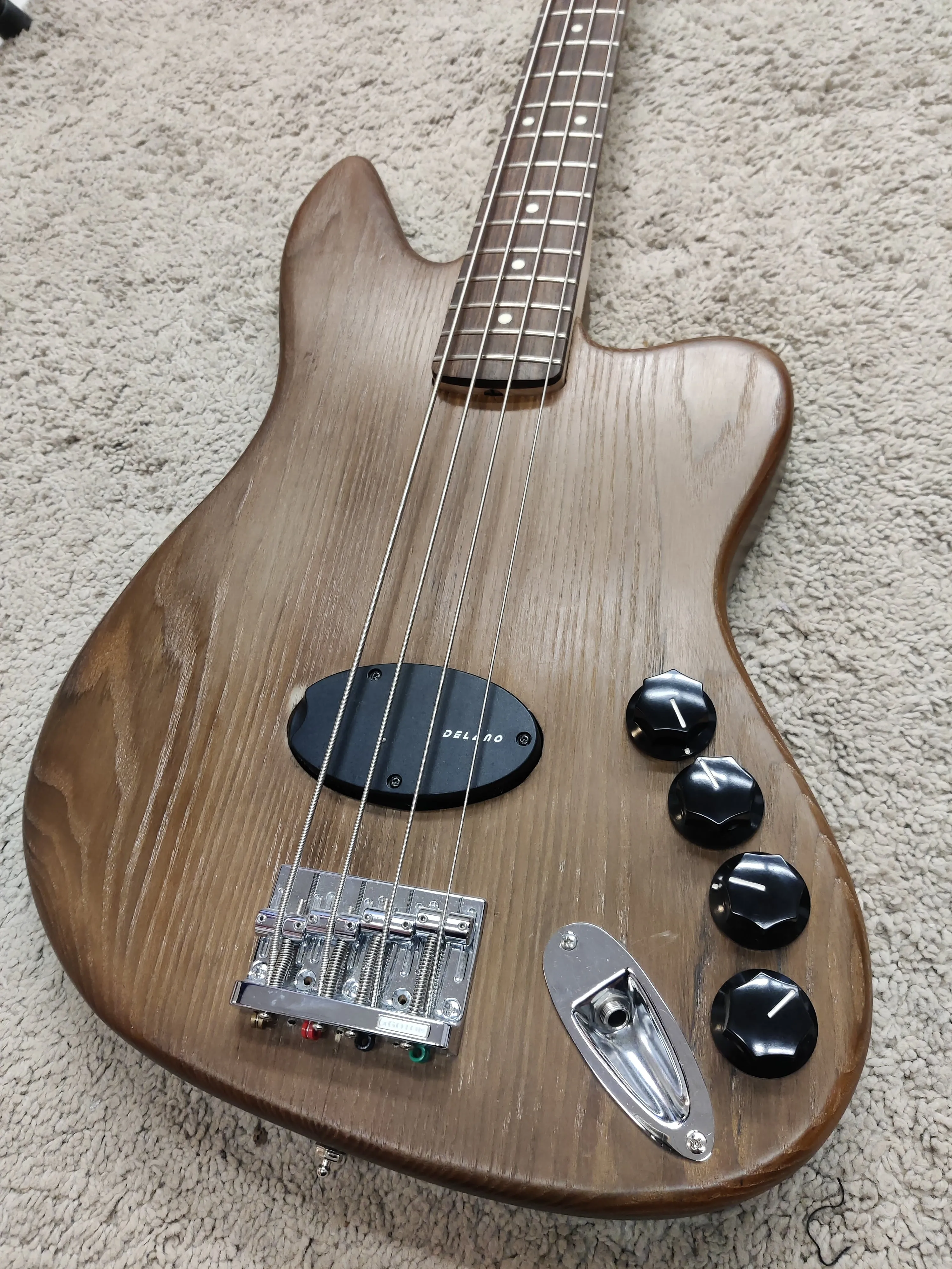 Harri Keinonen Jaguar-basso