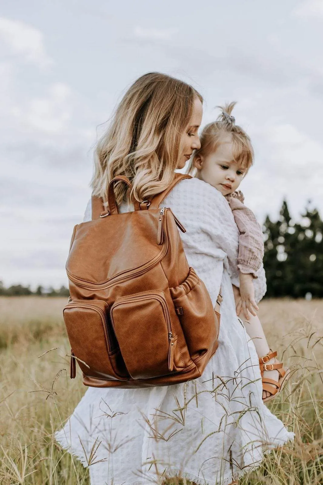 OiOi Nappy Backpack - Tan