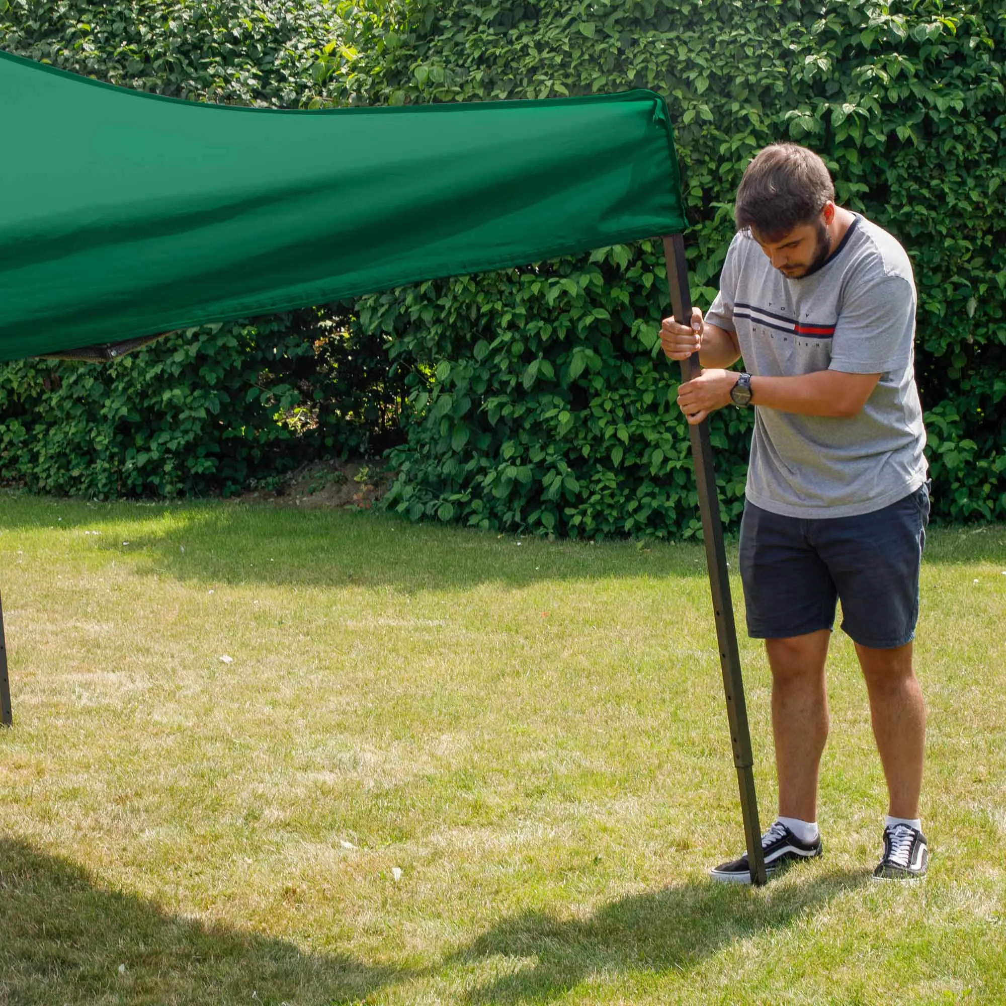 Premium 2x2m Pop-Up Gazebo & Side Walls, Water Resistant with Carry Bag, Stakes & Weight Bags - Green - DG162