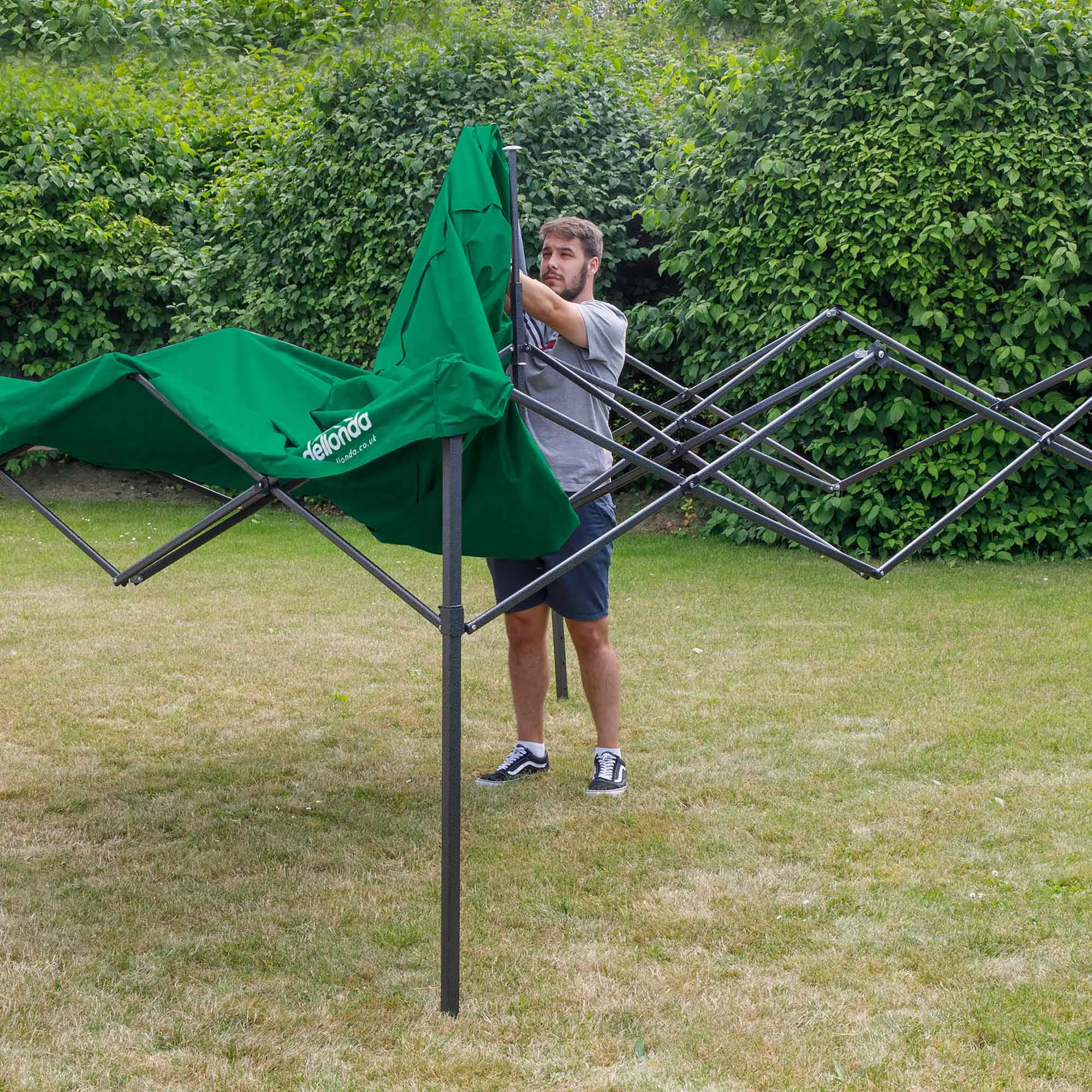 Premium 2x2m Pop-Up Gazebo & Side Walls, Water Resistant with Carry Bag, Stakes & Weight Bags - Green - DG162