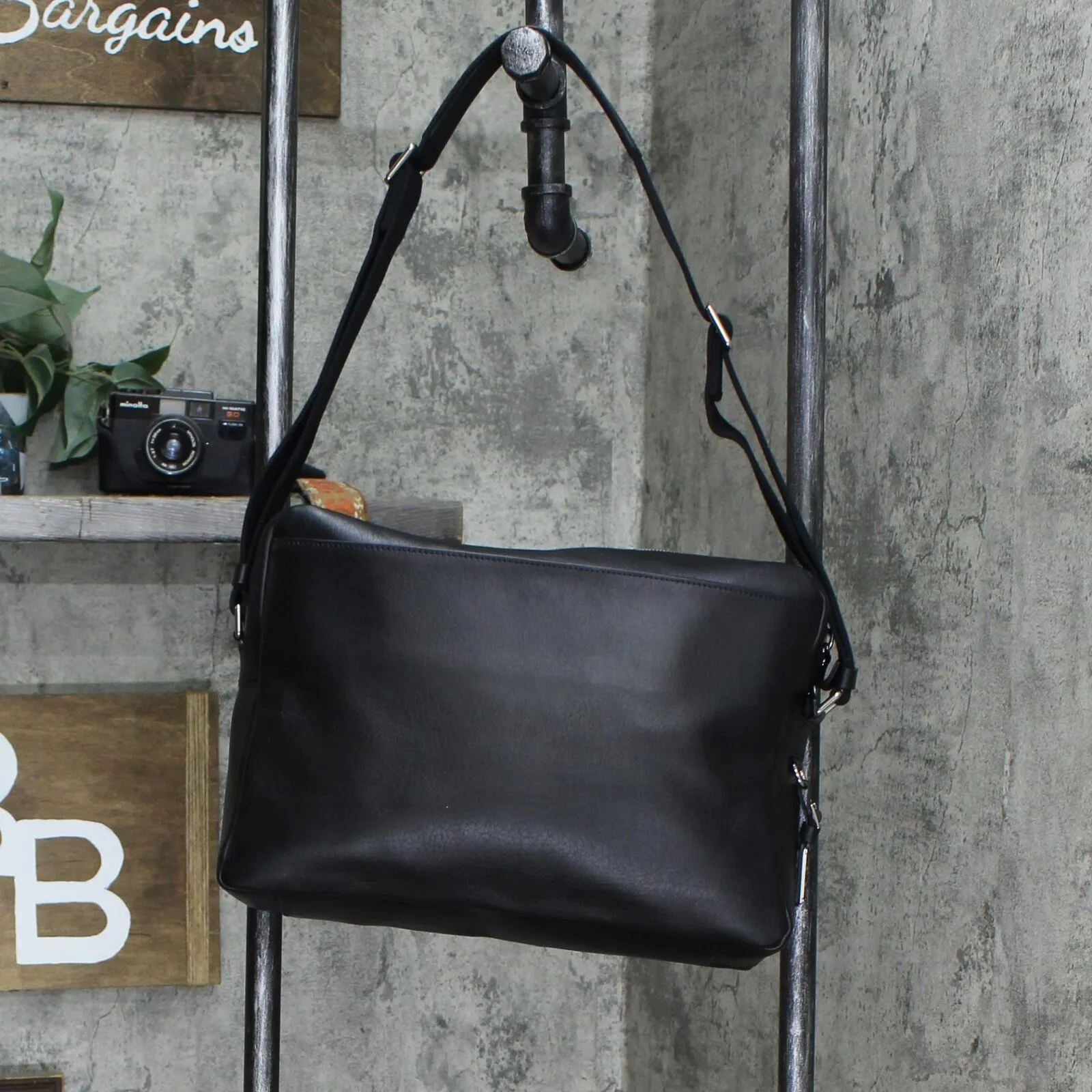 Shinola Zip Top Leather Messenger Camera Bag Black