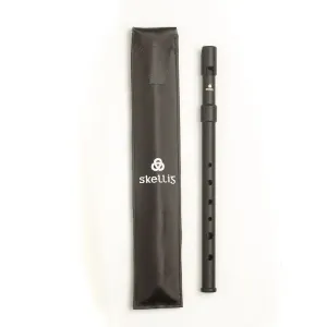 Skellig Tuneable Irish Whistle, Key Of D, with Case, BLACK