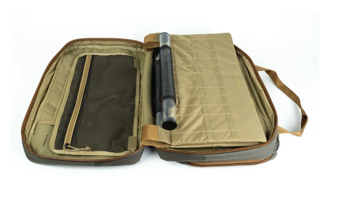 Umpqua ZS2 Traveler Fly Tying Kit